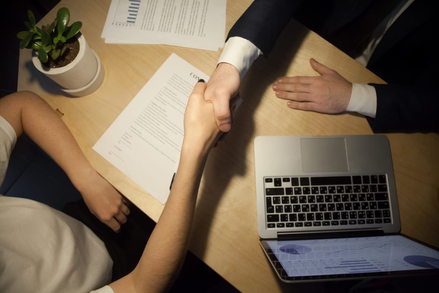 5 Key Reasons to Hire a Virtual Assistant for Your Business